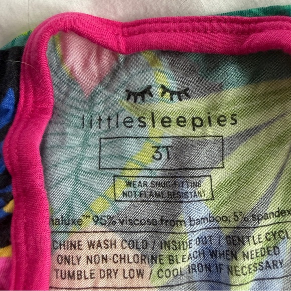 LS Two-Piece Pajama Set Bundle - Picture 7 of 7